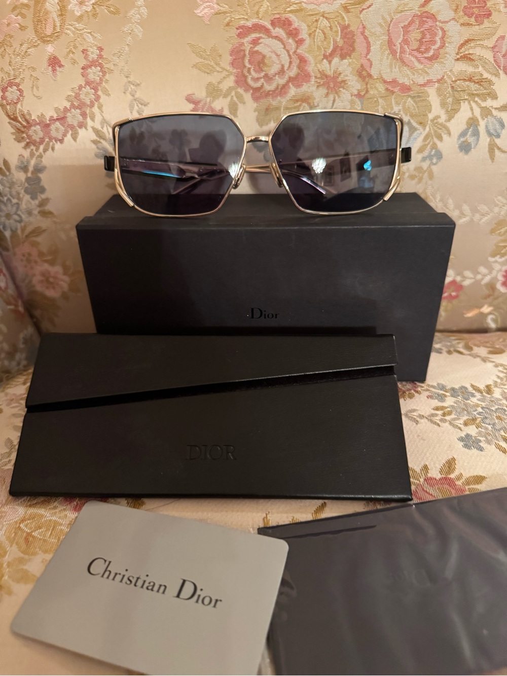 Christian Dior Metal ArchiDior S2U Sunglasses Gold - Picture 15 of 16